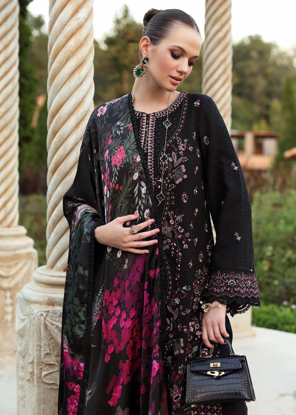 Kanwal Malik | Zaina Unstitched Lawn '25 | Isha