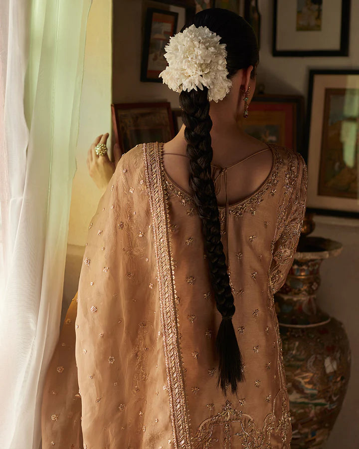 Faiza Saqlain | Formals Sanaz | Awira