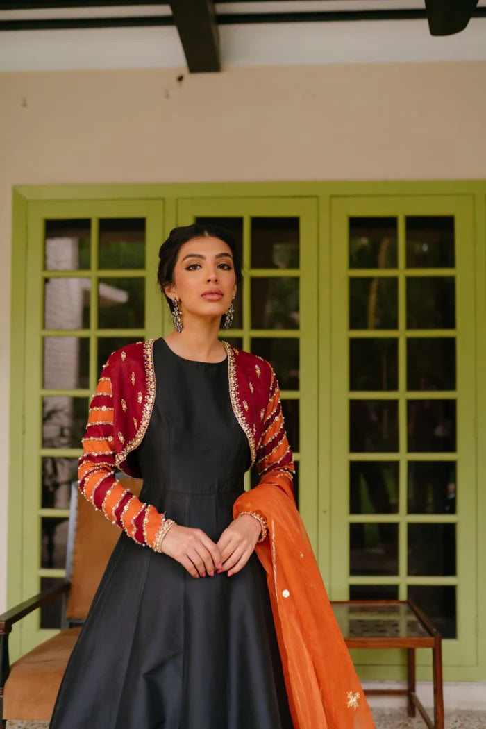 Model wearing Saira Rizwan Mehndi Bridals Ruhi dress, showcasing Pakistani clothes online in UK.