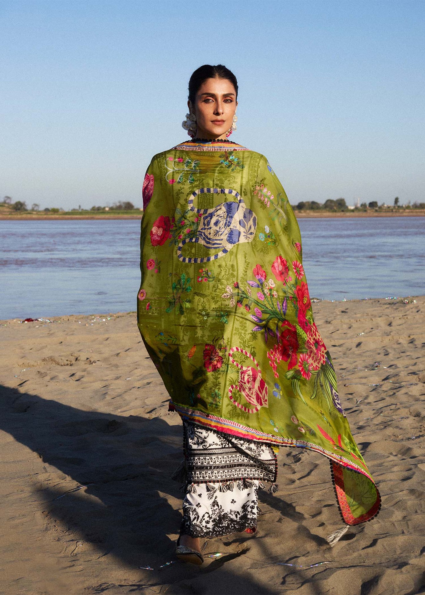 Model wearing cream and black dress Suroor by Hussain Rehar, Pakistani luxury pret online in UK.