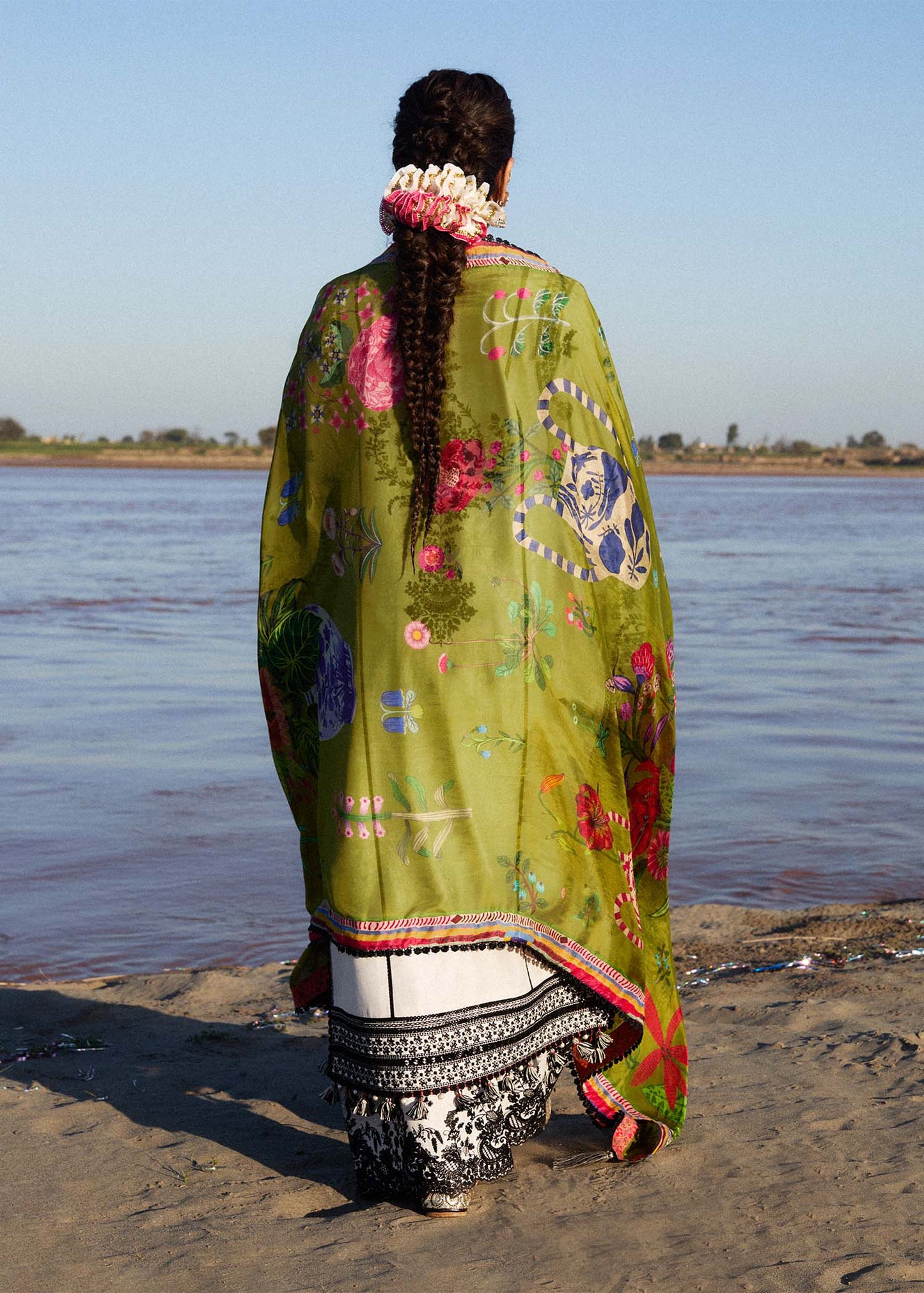 Model wearing cream and black dress Suroor by Hussain Rehar, Pakistani luxury pret online in UK.