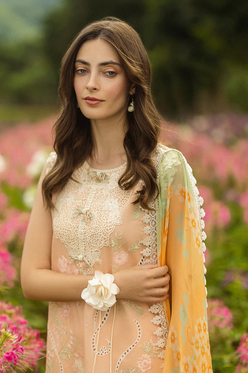 Mushq | Secret Garden Hemline Spring/Summer '25 | Moonlit Petals