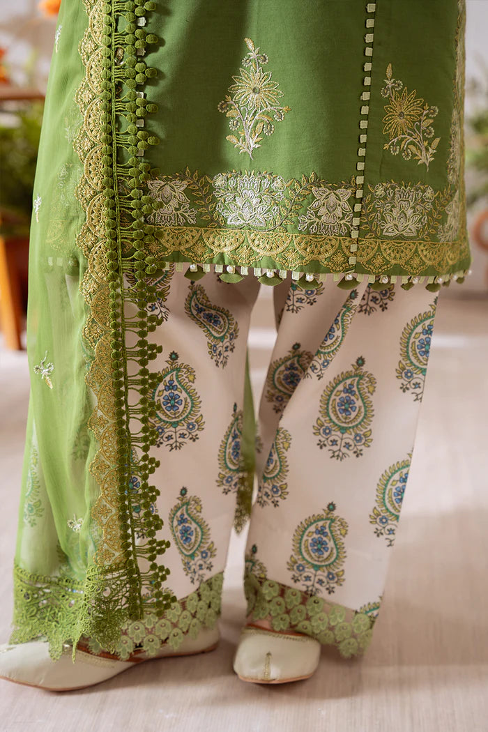 Model wearing green and white ZAFIRA-A-SRL25-03 from Saira Rizwan Laneem SS/25, ideal for Pakistani luxury pret and clothes online in UK.
