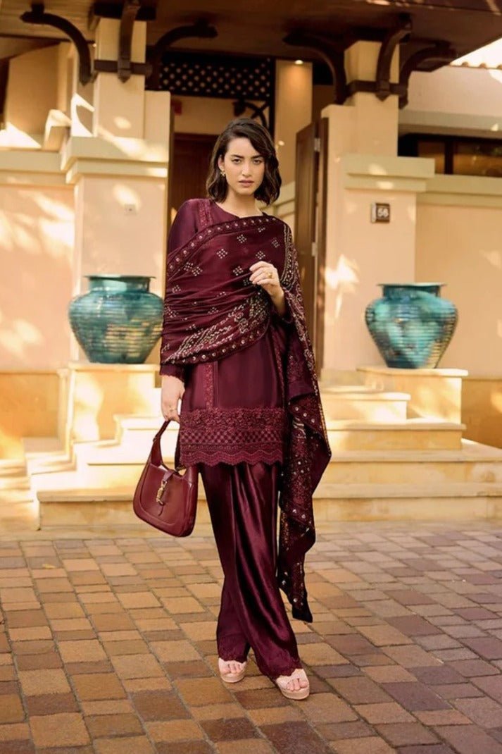 Faiza Saqlain | Carmela | Triana