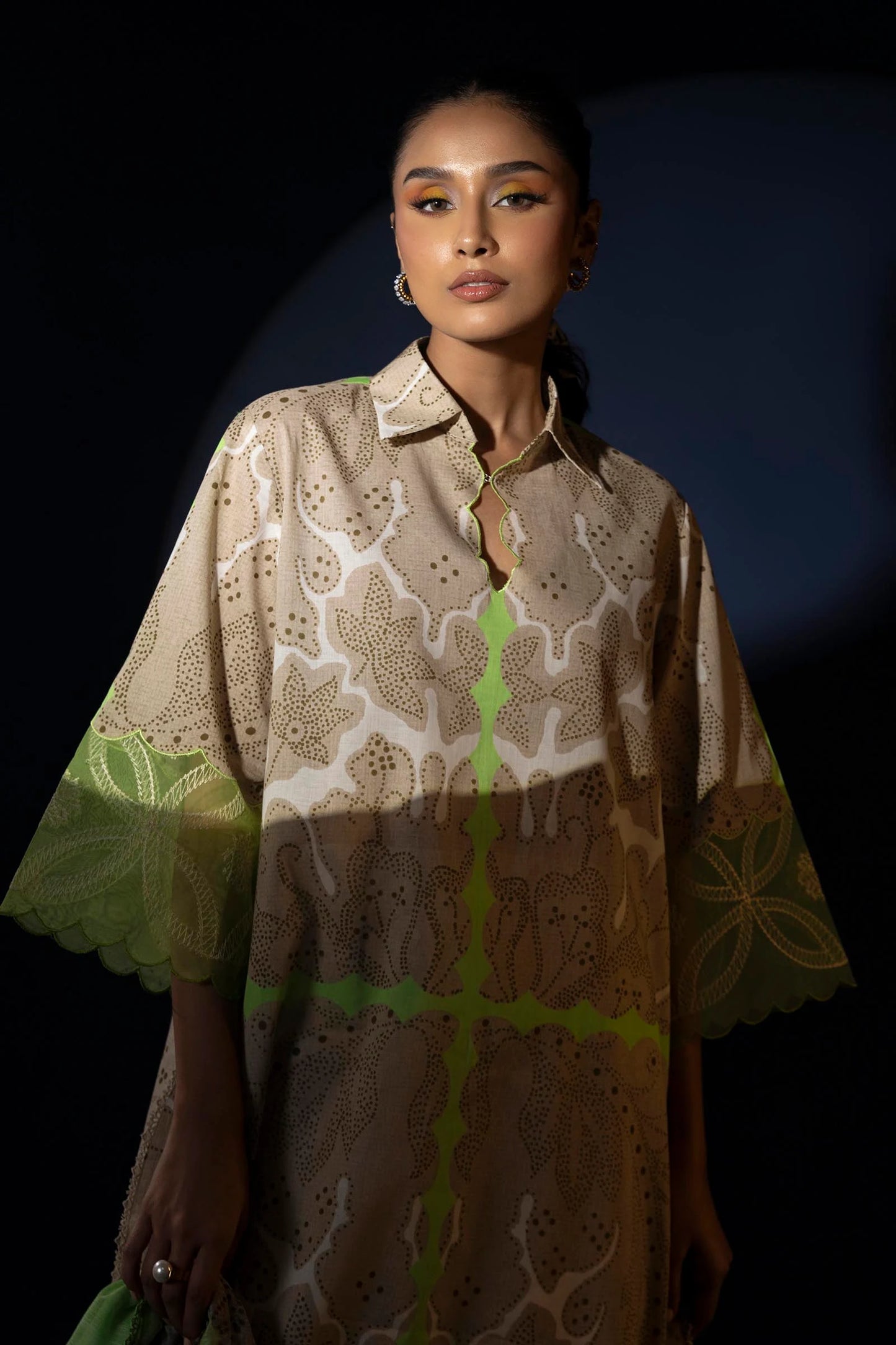 Model wearing beige and lime green printed dress with matching green printed dupatta from Sana Safinaz H251-004B-2DD, Pakistani clothes online in UK.