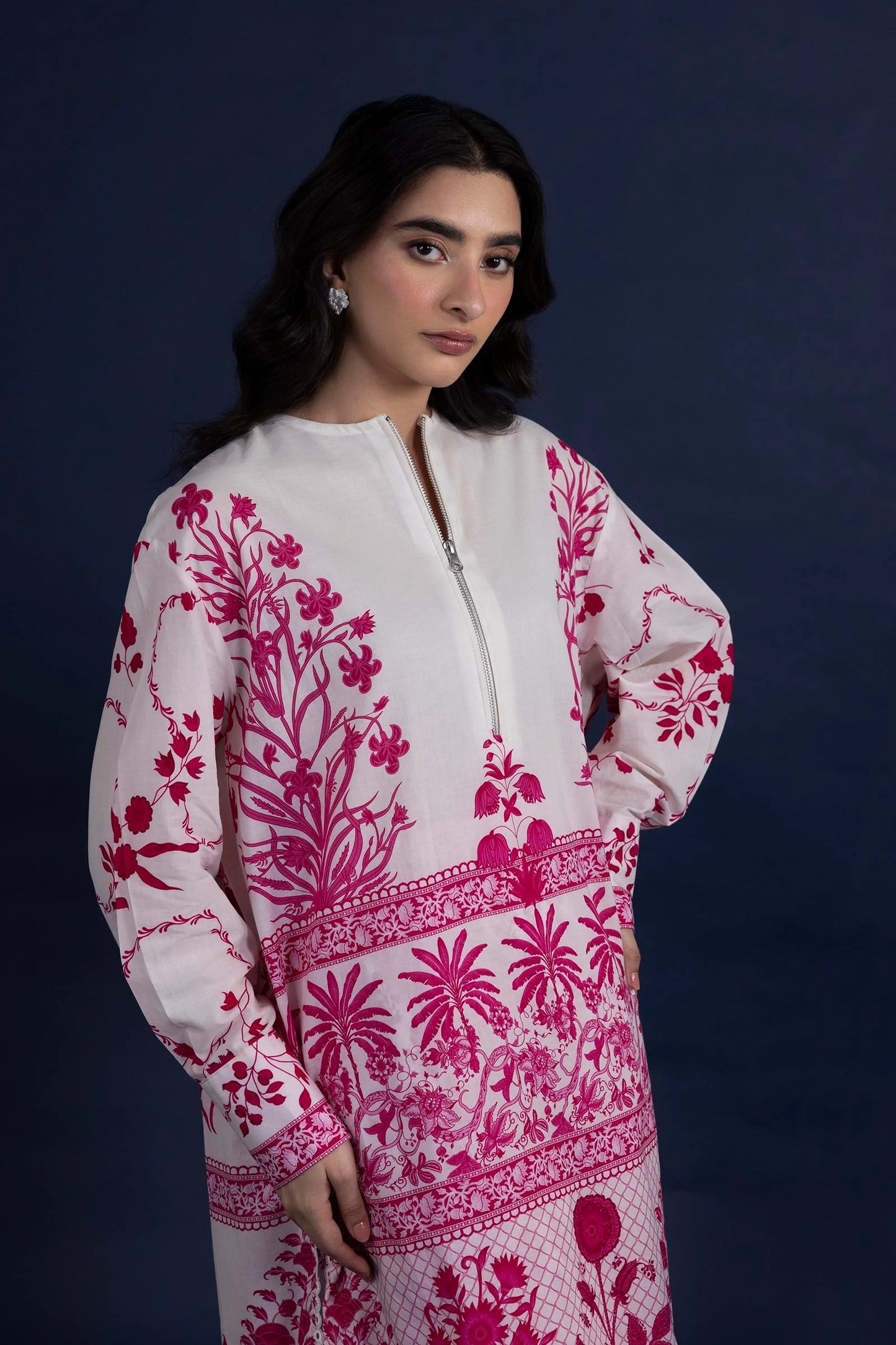 Model wearing white and pink printed kurta with matching trousers from Sana Safinaz H251-008A-2AC, Pakistani clothes online in UK.