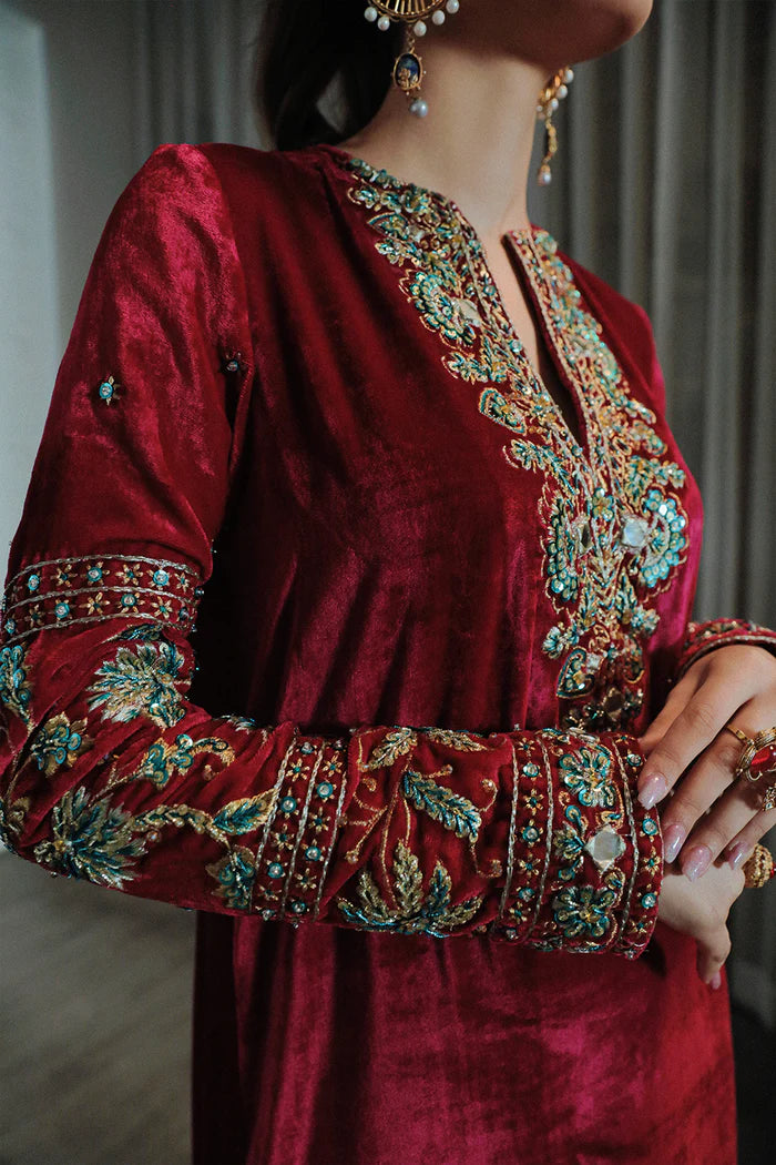 Model wearing Saira Rizwan Luxury Pret Riona '23 Julie dress, showcasing Pakistani clothes online in UK.