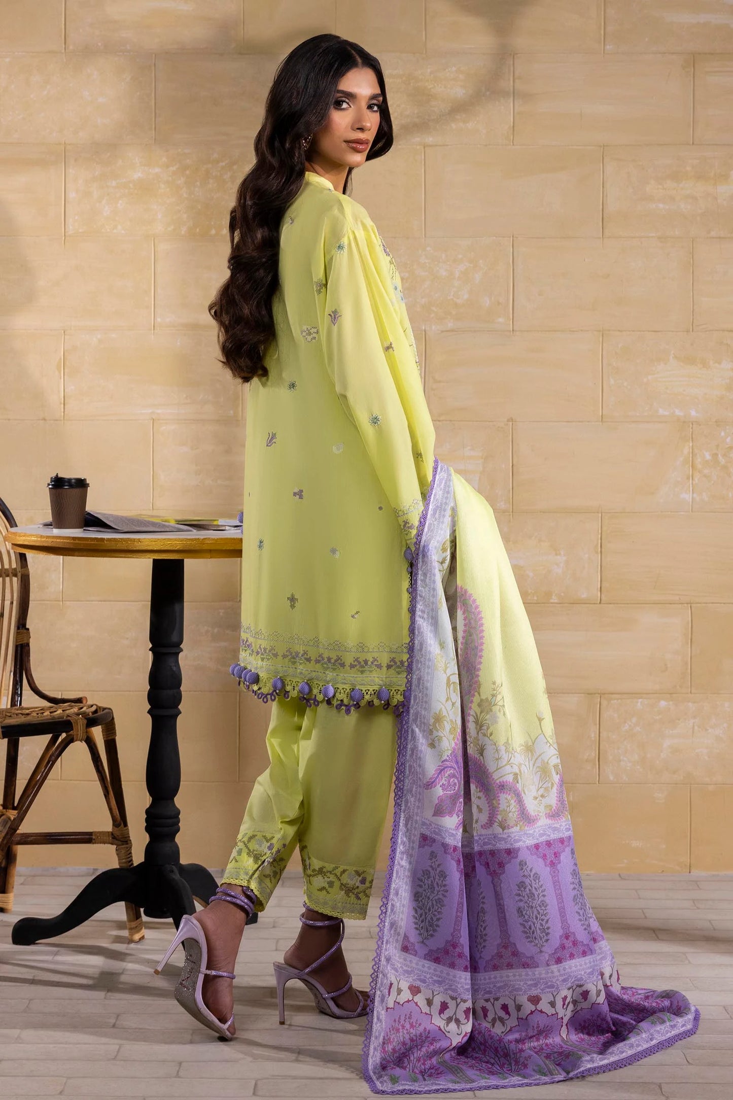 Model wearing lemon yellow Sana Safinaz M251-018B-3CT outfit with lilac embroidered details and printed dupatta, Pakistani Luxury pret in UK.
