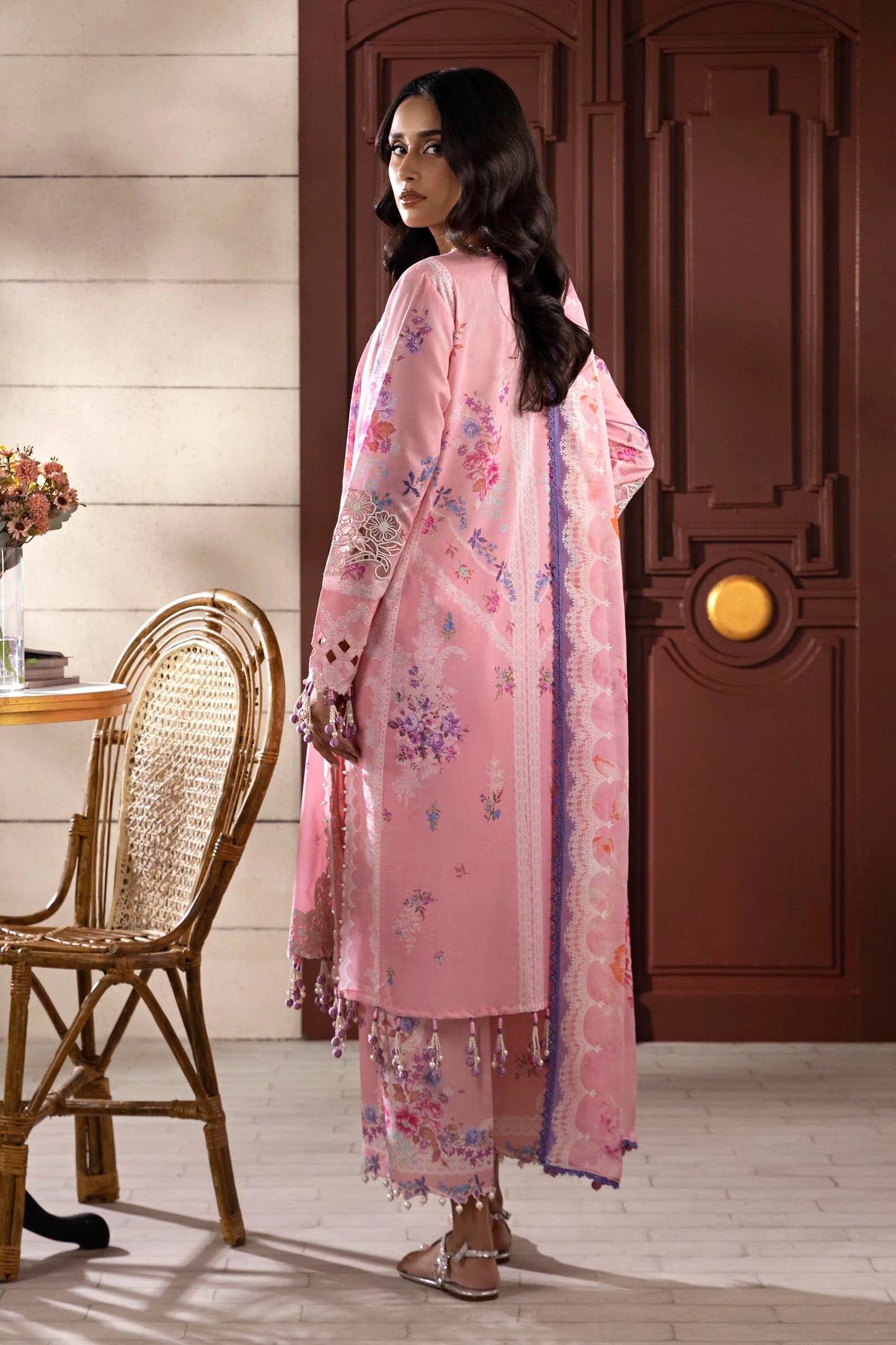 Model wearing pink Sana Safinaz M251-021A-3CI outfit with lace detailing and printed dupatta, Pakistani Luxury pret, Pakistani clothes online in UK.