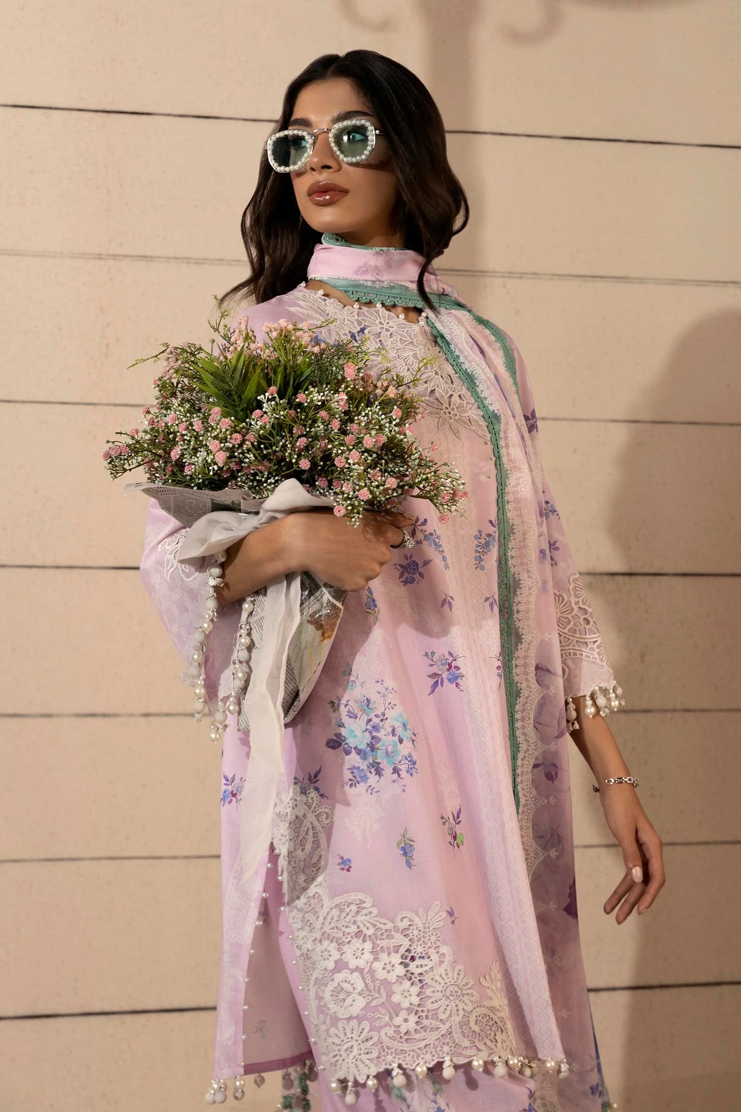 Model wearing lavender Sana Safinaz M251-021B-3CI outfit with floral embroidery and printed dupatta, Pakistani Luxury pret, Pakistani clothes online in UK.