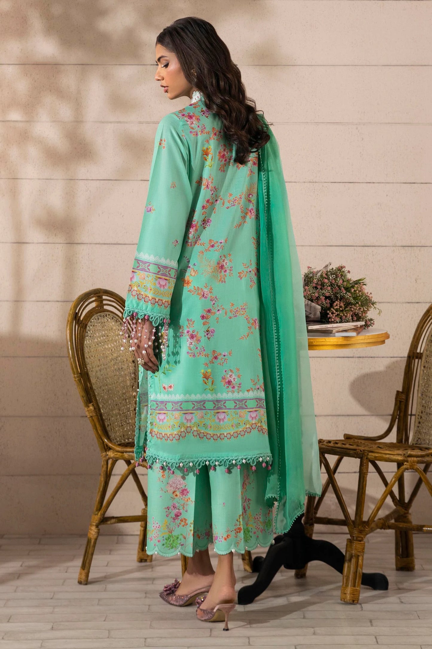 Model wearing mint green Sana Safinaz M251-023B-3CI outfit with delicate white embroidery and floral print, Pakistani Luxury pret, Pakistani clothes online in UK.