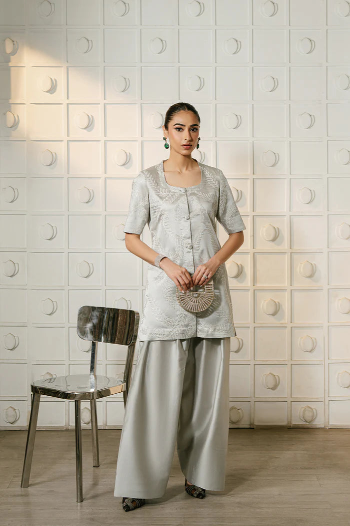 Model wearing silver LUMI-SREP1-05 from Saira Rizwan Rumi Eid Pret '25, ideal for Pakistani luxury pret and Pakistani clothes online in UK.