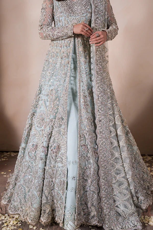 Model wearing Soraya CIEL Bridal dress, a stunning piece of Pakistani wedding clothes available online in the UK.