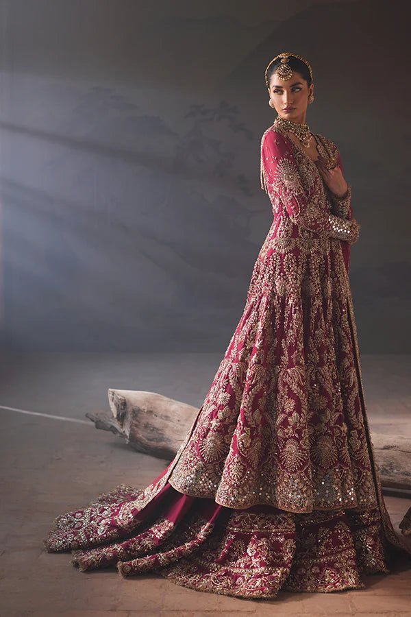 Model wearing Soraya ZOHRA Bridal dress, a stunning Pakistani wedding attire online in the UK.