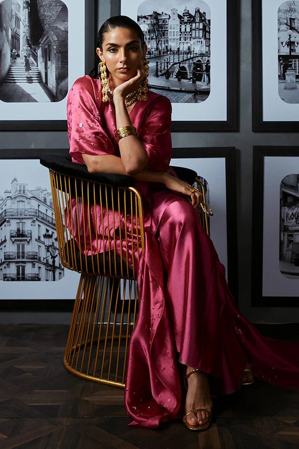 Model showcasing Suffuse ILSA attire, a stunning piece from Luxury Pret '24 collection. Pakistani fashion online in UK.