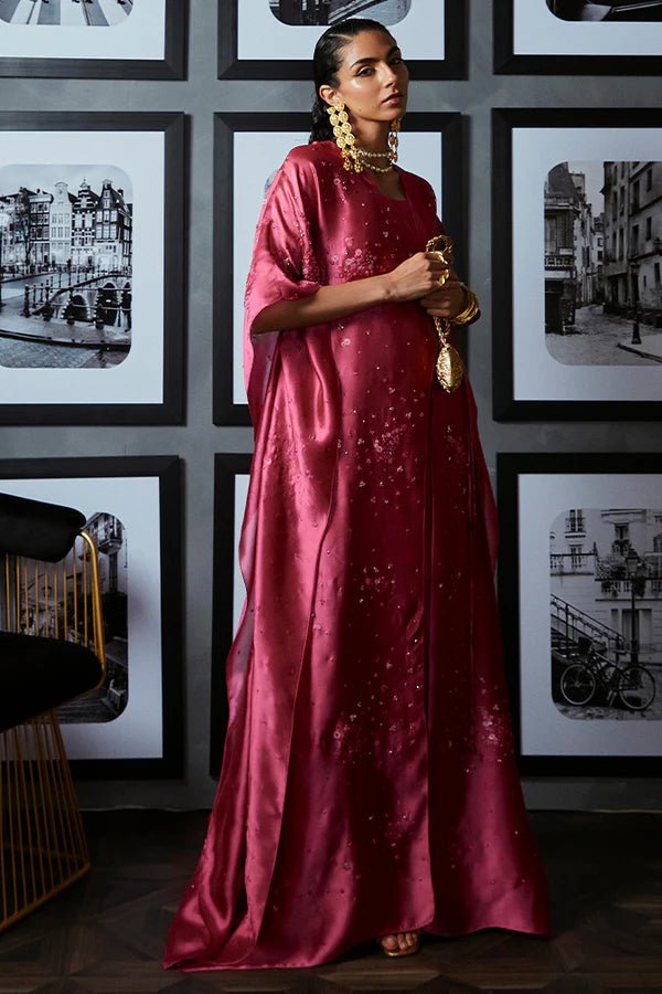 Model showcasing Suffuse ILSA attire, a stunning piece from Luxury Pret '24 collection. Pakistani fashion online in UK.