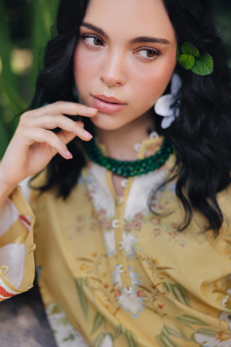 Model wearing OP-04 Tena, close-up detail, a Pakistani designer outfit by Qalamkar, available online in the UK.