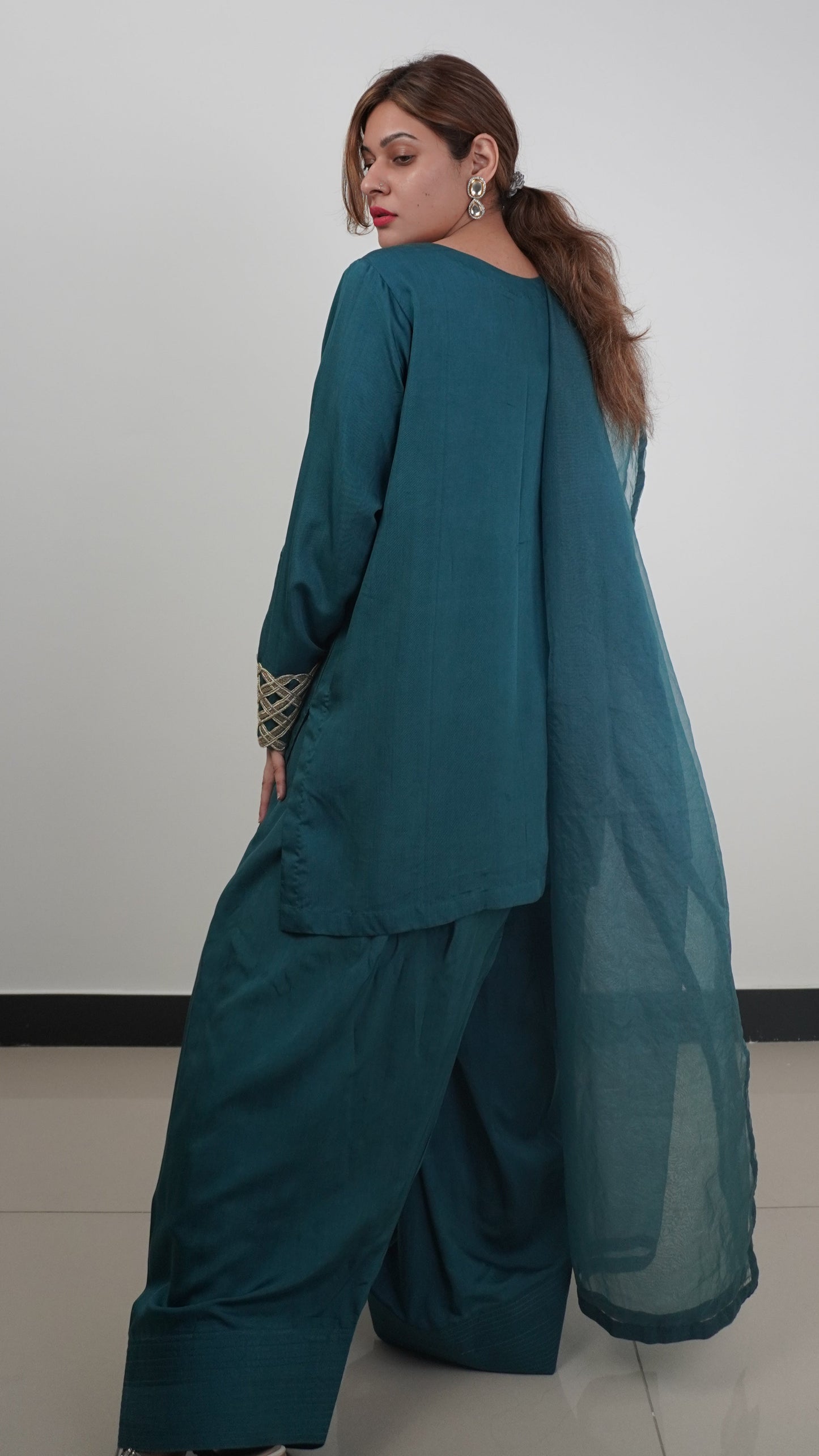 Signature Labels | Farshi Shalwar Suit | Teal Essence