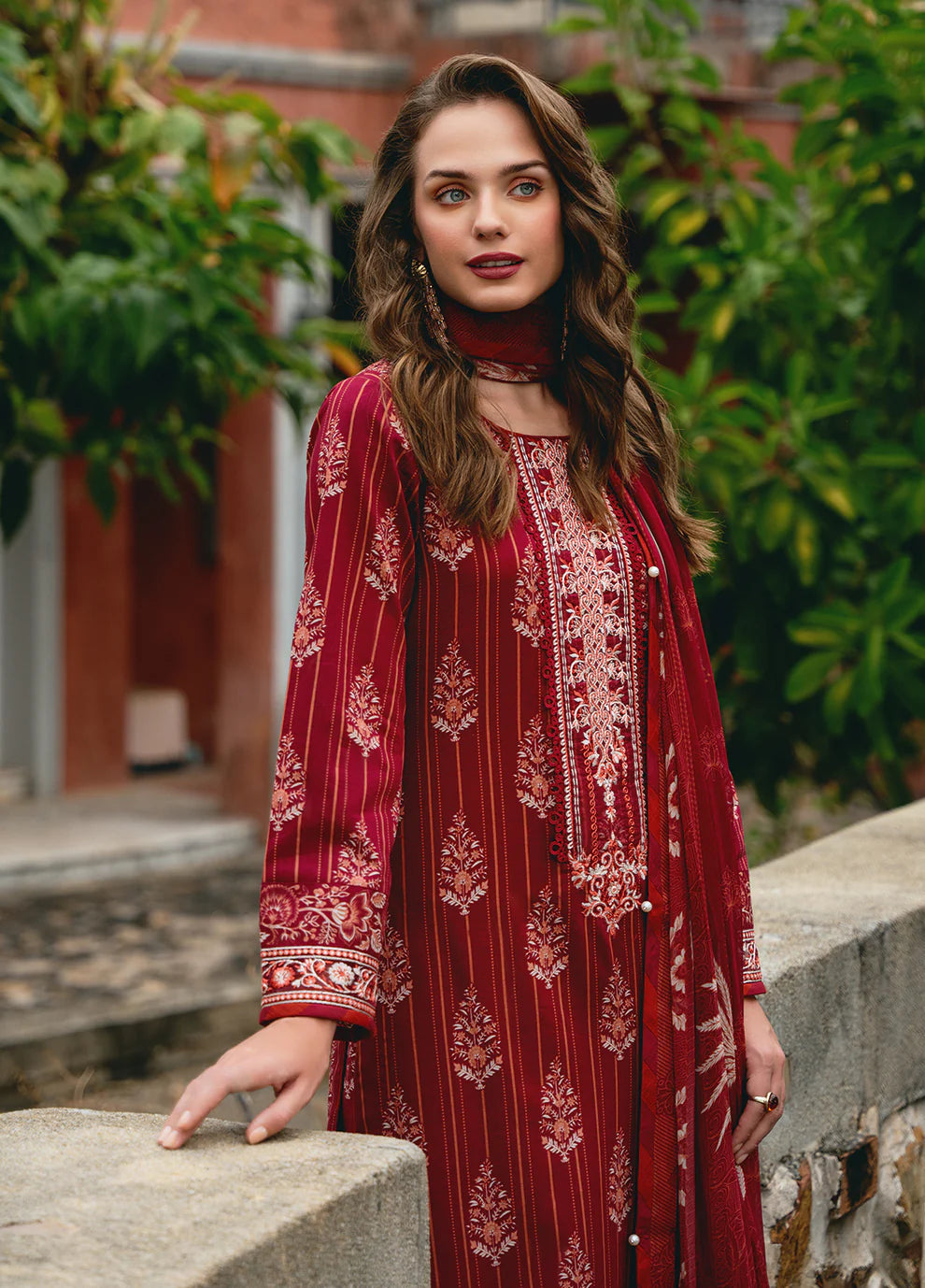 Model in Gulaal VEZELAY, intricate Pakistani dress, UK style.