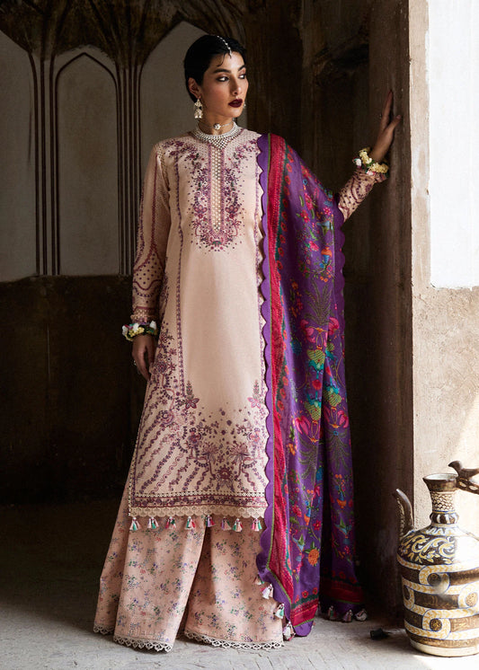 Model wearing peach and plum Lehr from Hussain Rehar Nirmal SS '25, Pakistani luxury pret and Pakistani clothes online in UK.