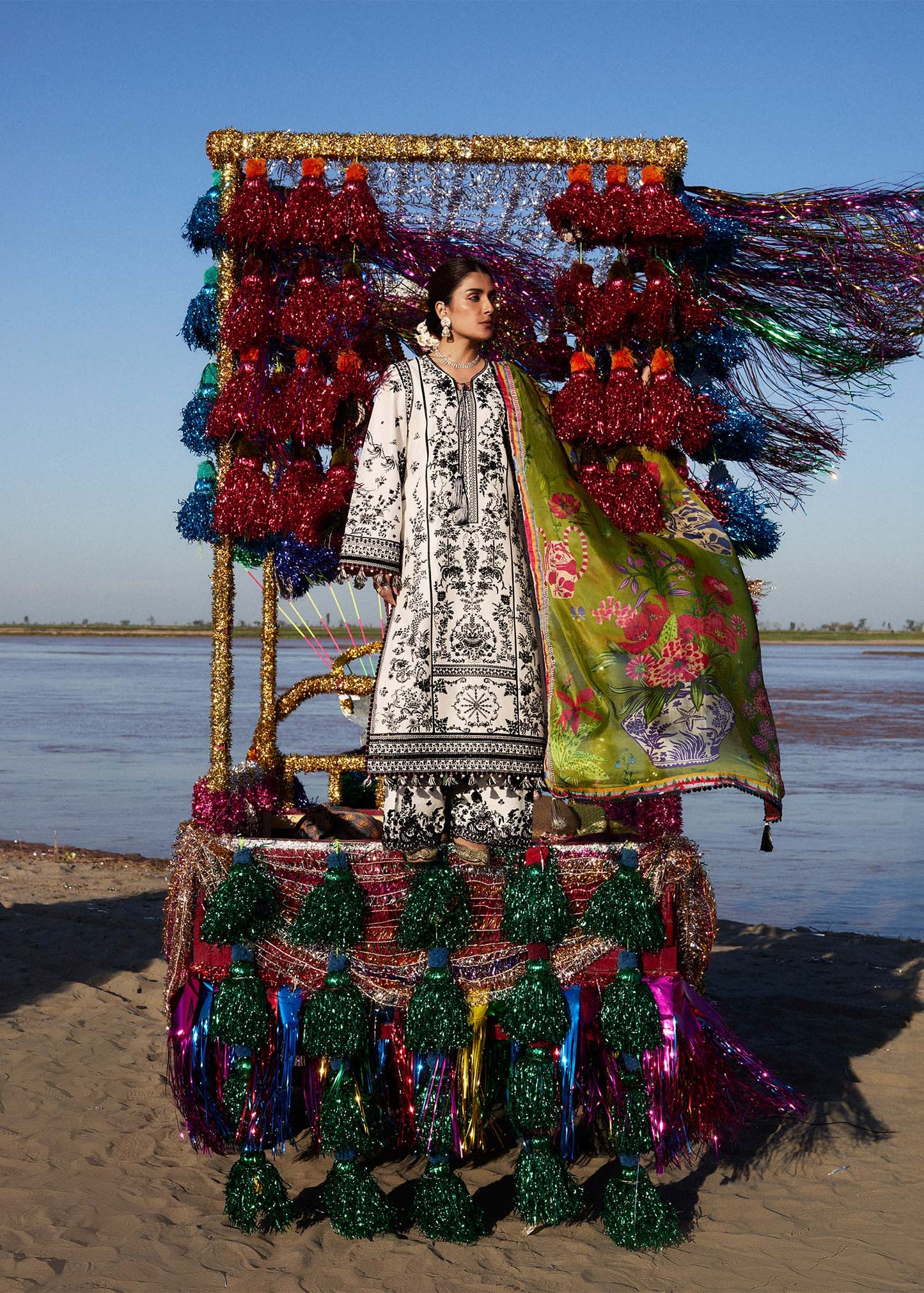 Model wearing cream and black dress Suroor by Hussain Rehar, Pakistani luxury pret online in UK.