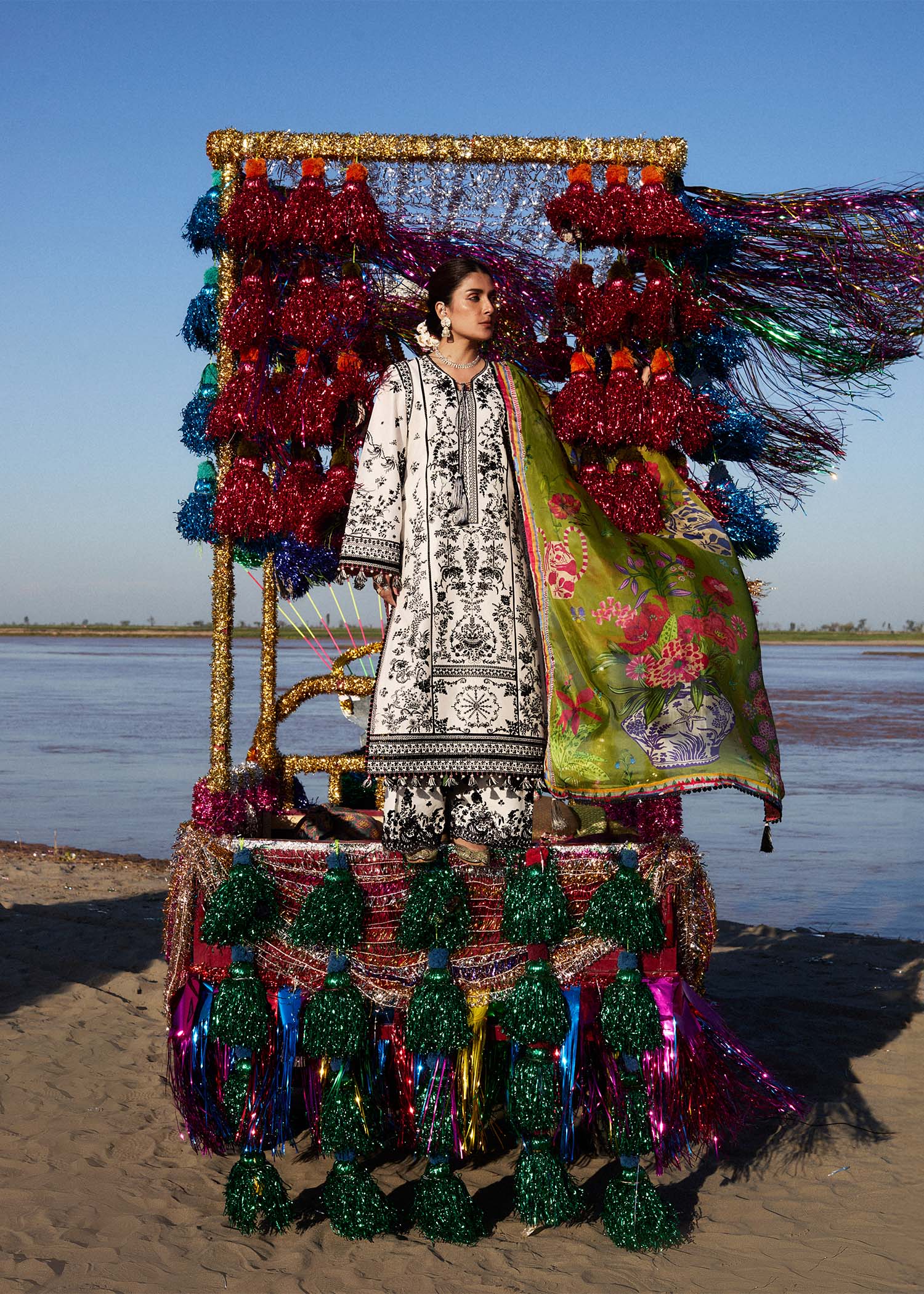 Model wearing cream and black dress Suroor by Hussain Rehar, Pakistani luxury pret online in UK.