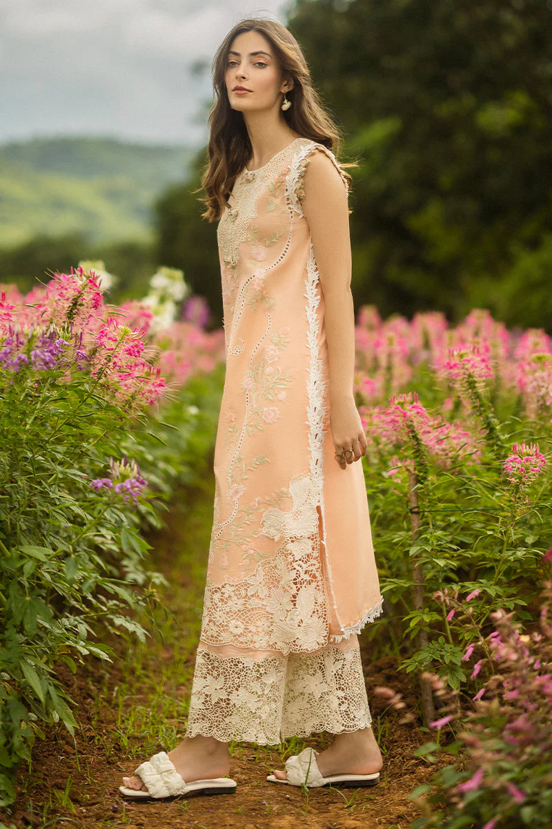 Mushq | Secret Garden Hemline Spring/Summer '25 | Moonlit Petals