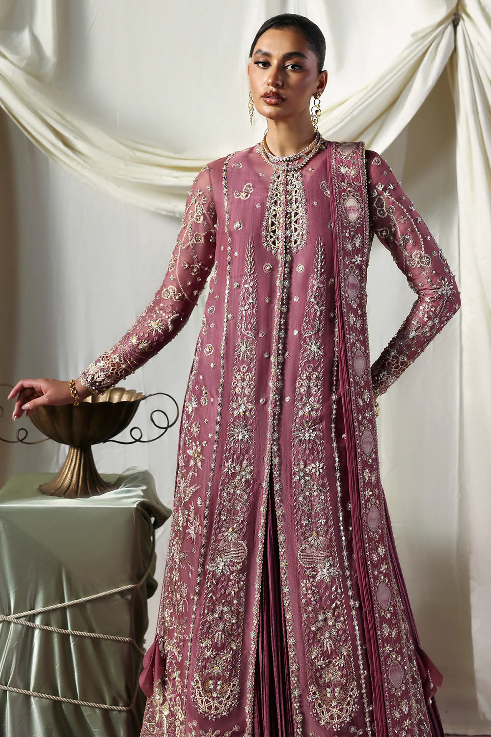 Model wearing Isolde by Soraya in deep mauve embellished outfit – Pakistani luxury pret perfect for festive wear, shop online in UK.
