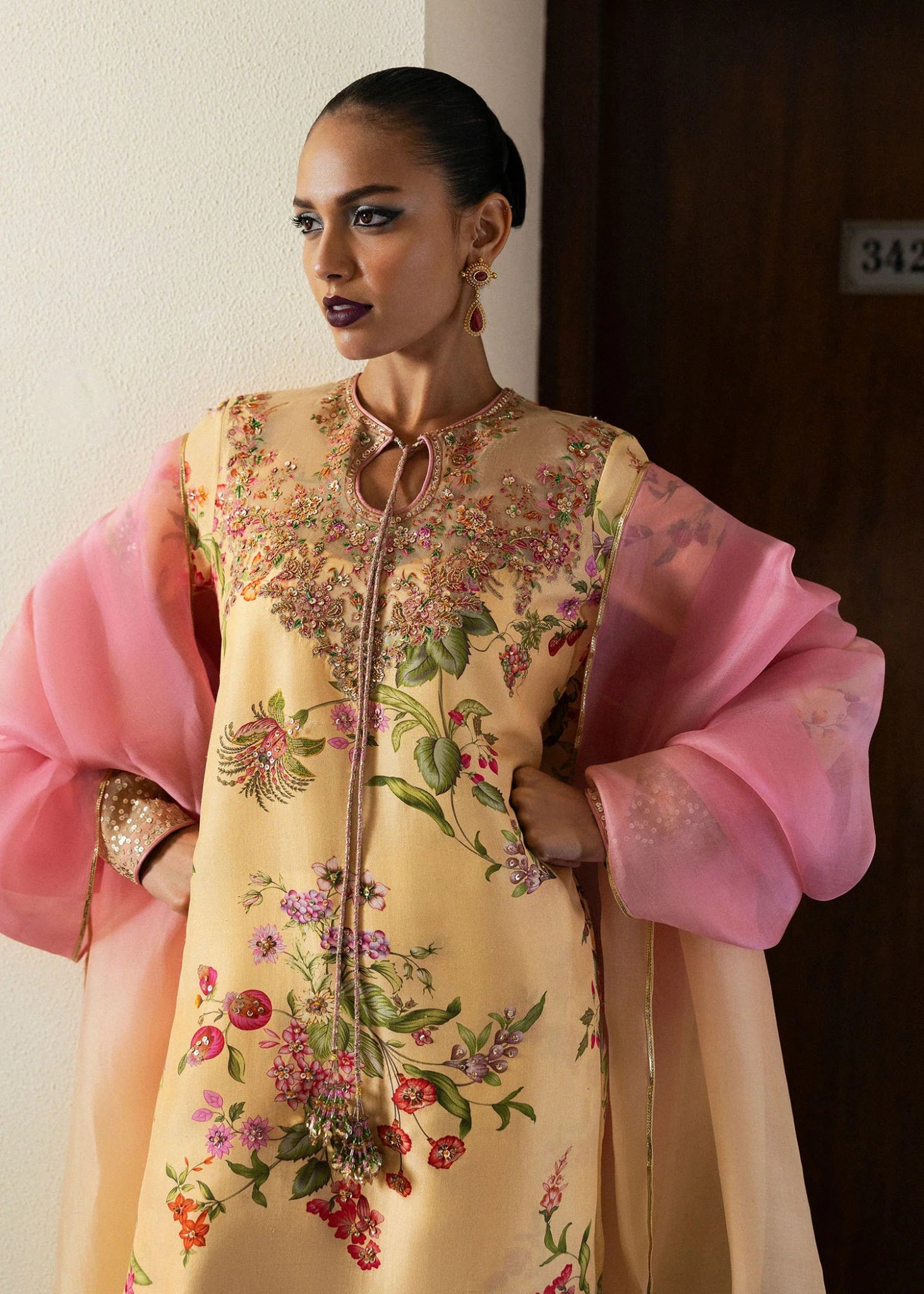 Model wearing Asher from Hussain Rehar's BASIC NOT BASIC V collection in a bold design. Festive wear, Pakistani clothes online in UK.