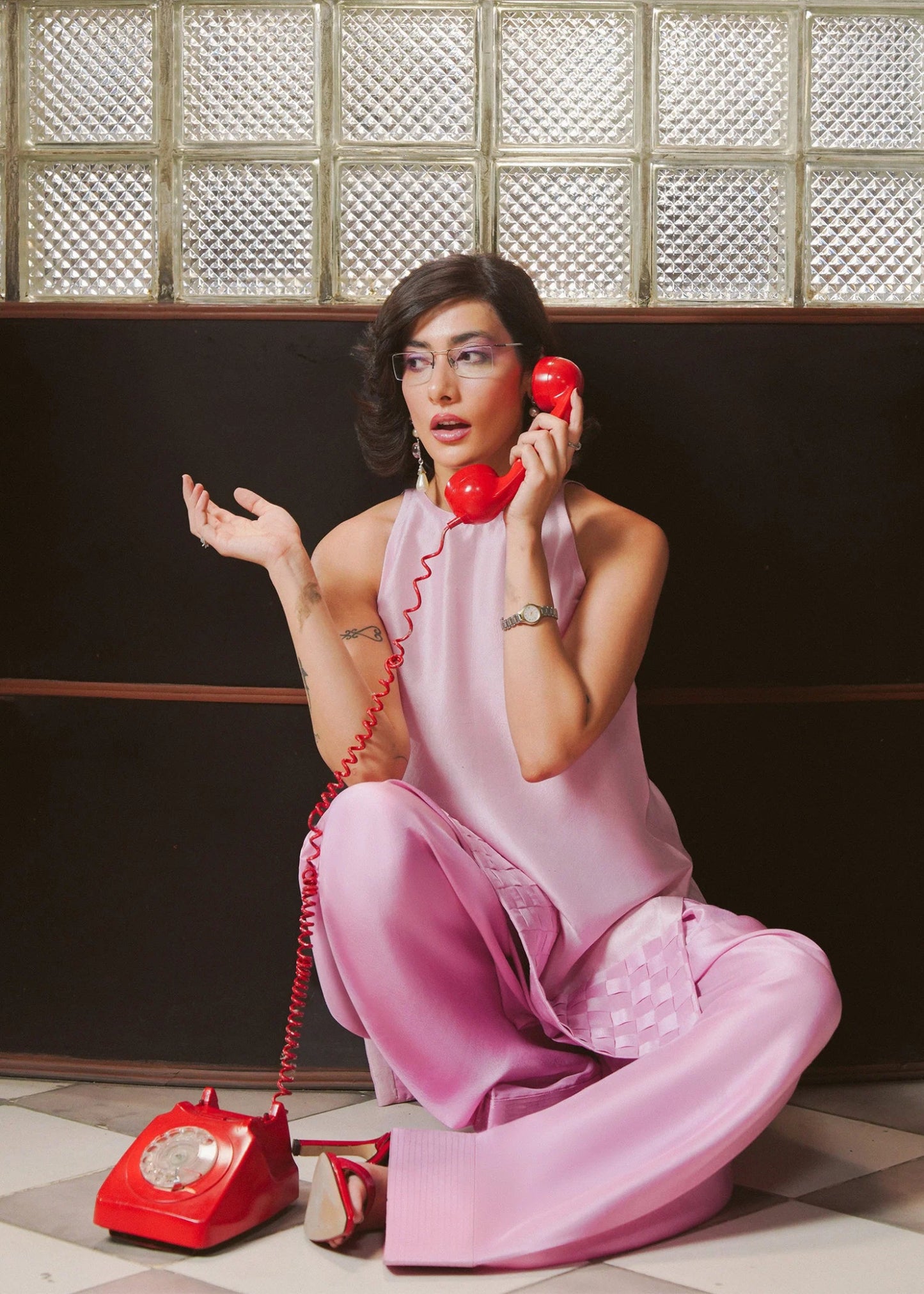 Model wearing Hoya dress from Hussain Rehar's Pay Day Vol. IV collection. Discover Hussain Rehar and Pakistani clothes online in UK at Signature Labels.