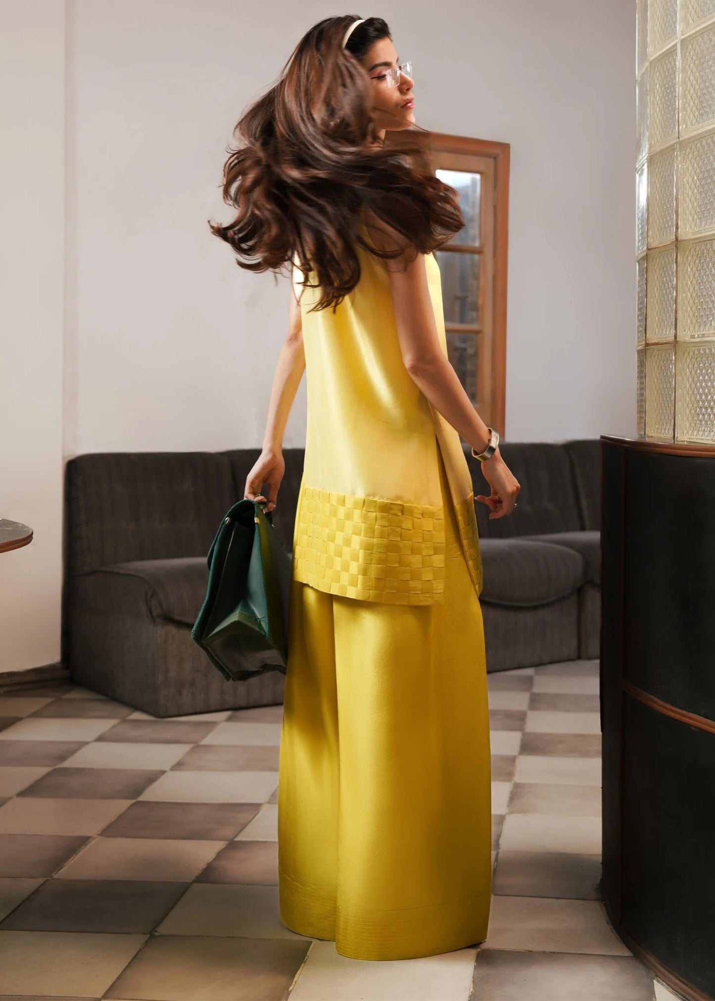 Model wearing Zeniah dress from Hussain Rehar's Pay Day Vol. IV collection. Discover Hussain Rehar and Pakistani clothes online in UK at Signature Labels.