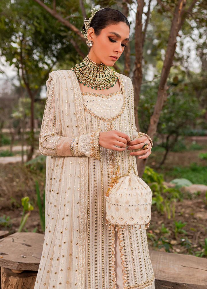 Model displaying Kanwal Malik Afreen Luxury Pret '23 Aynoor dress, symbolizing Pakistani wedding attire online in the UK.