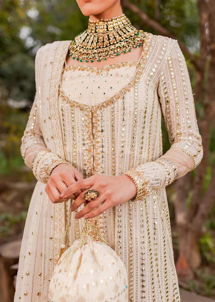 Model displaying Kanwal Malik Afreen Luxury Pret '23 Aynoor dress, symbolizing Pakistani wedding attire online in the UK.