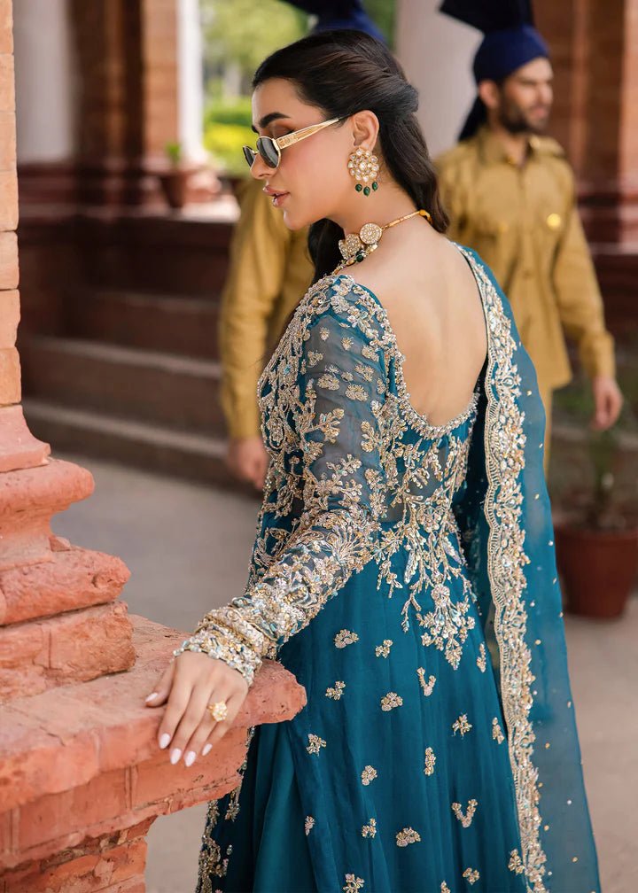 Model wearing Kanwal Malik Raaniyan Luxury Formals Rubab dress in teal, Pakistani bridal clothes online in UK.