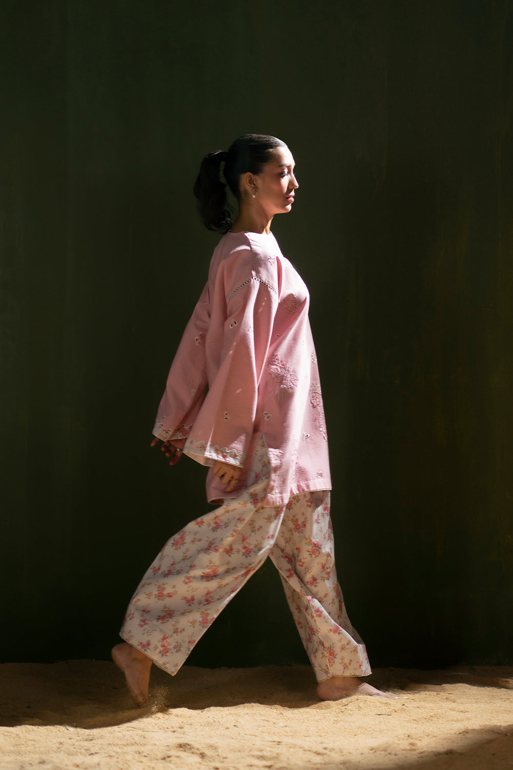 Model wearing pastel pink embroidered outfit from Saira Rizwan Joolie | JOOLIE PINK - JBP25-08, Pakistani luxury pret available online in UK.