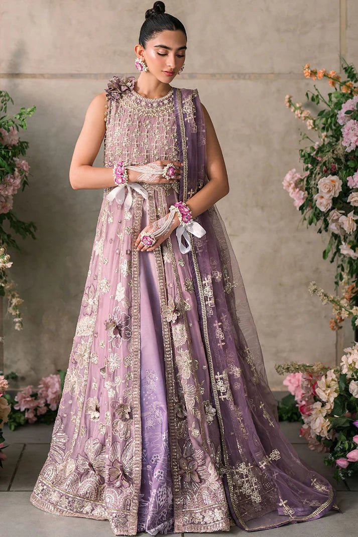 Model wearing Mushq Mastani Evening Luxury Chiffon Sana dress in soft lavender, perfect for Pakistani wedding clothes online in the UK.