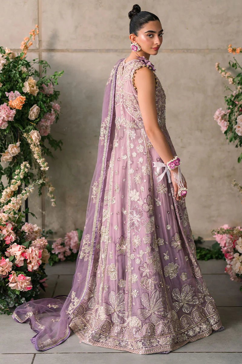 Model wearing Mushq Mastani Evening Luxury Chiffon Sana dress in soft lavender, perfect for Pakistani wedding clothes online in the UK.