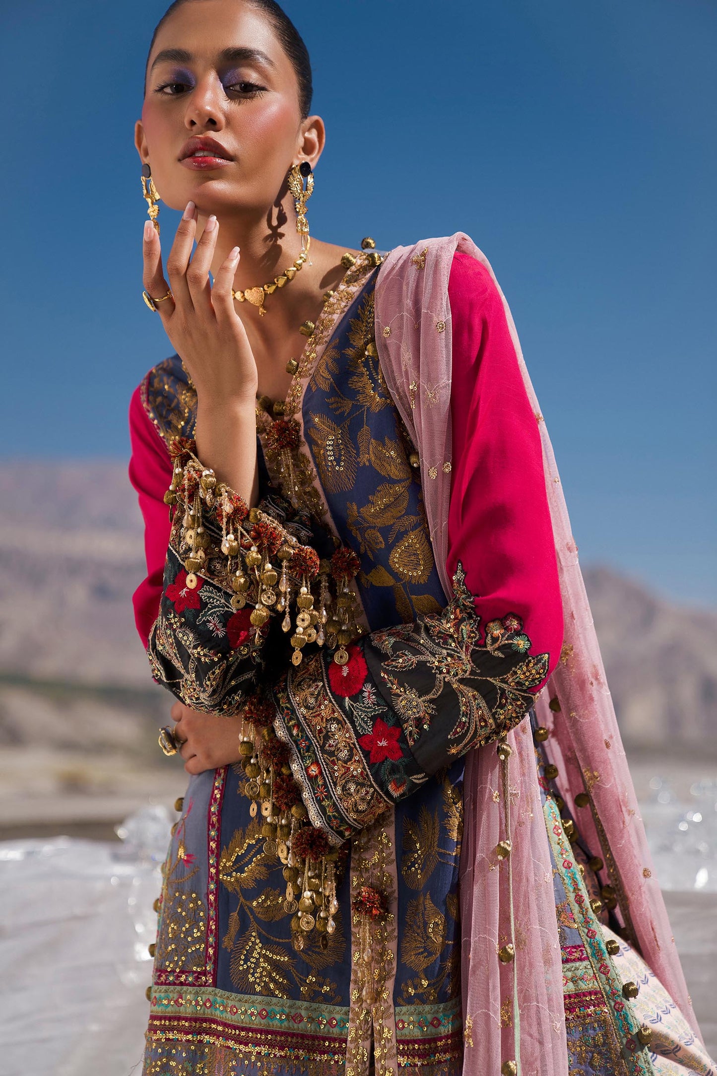 Model wearing S241-004B-3CP from Sana Safinaz Winter Luxury '24 in elegant hues, perfect for winter events. Pakistani clothes online in UK at Signature Labels