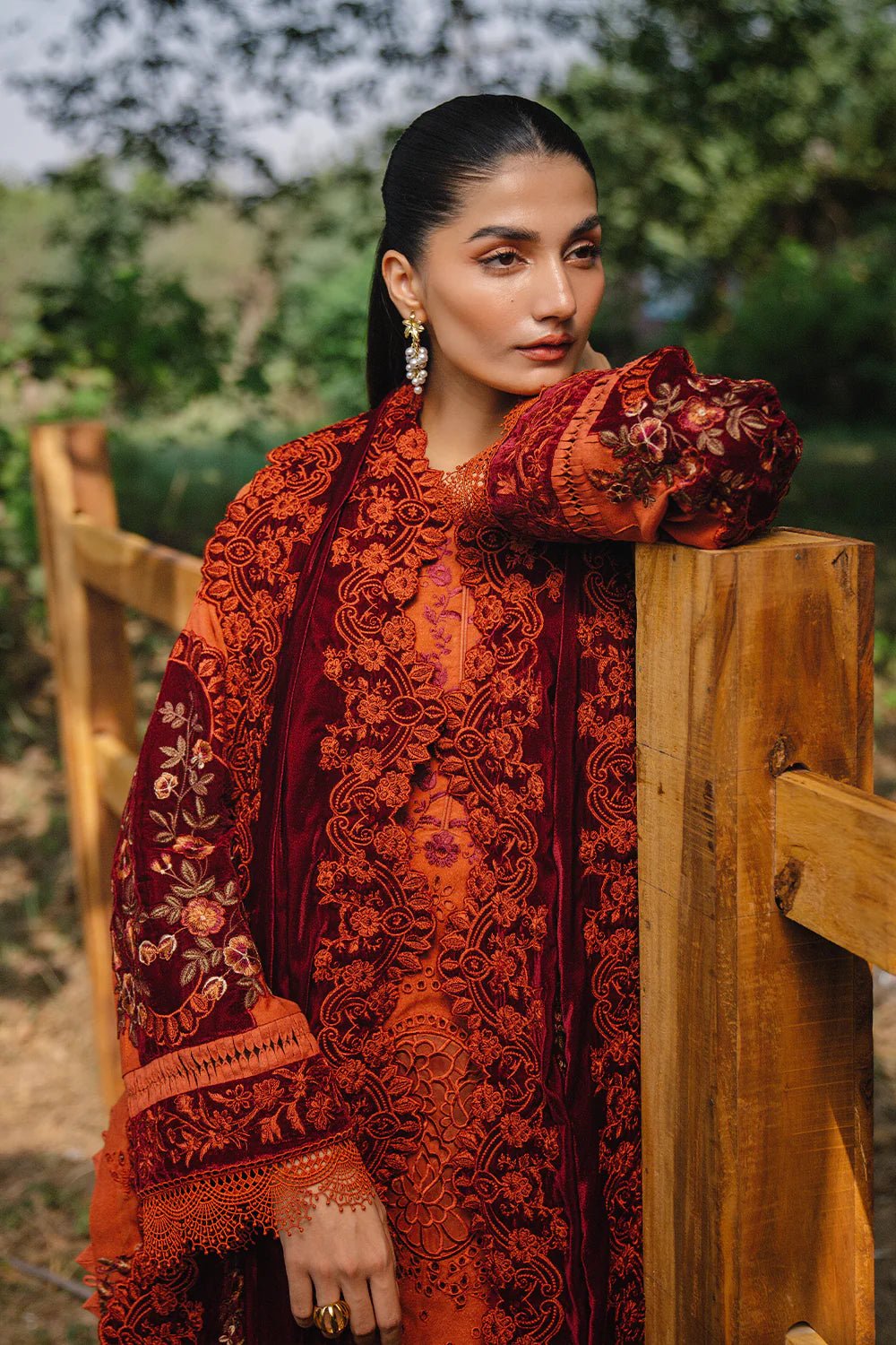 Model wearing CIRO - SRW24 - 10 from Saira Rizwan's Winter Unstitched '24 Collection, featuring intricate designs. Pakistani clothes online in UK.