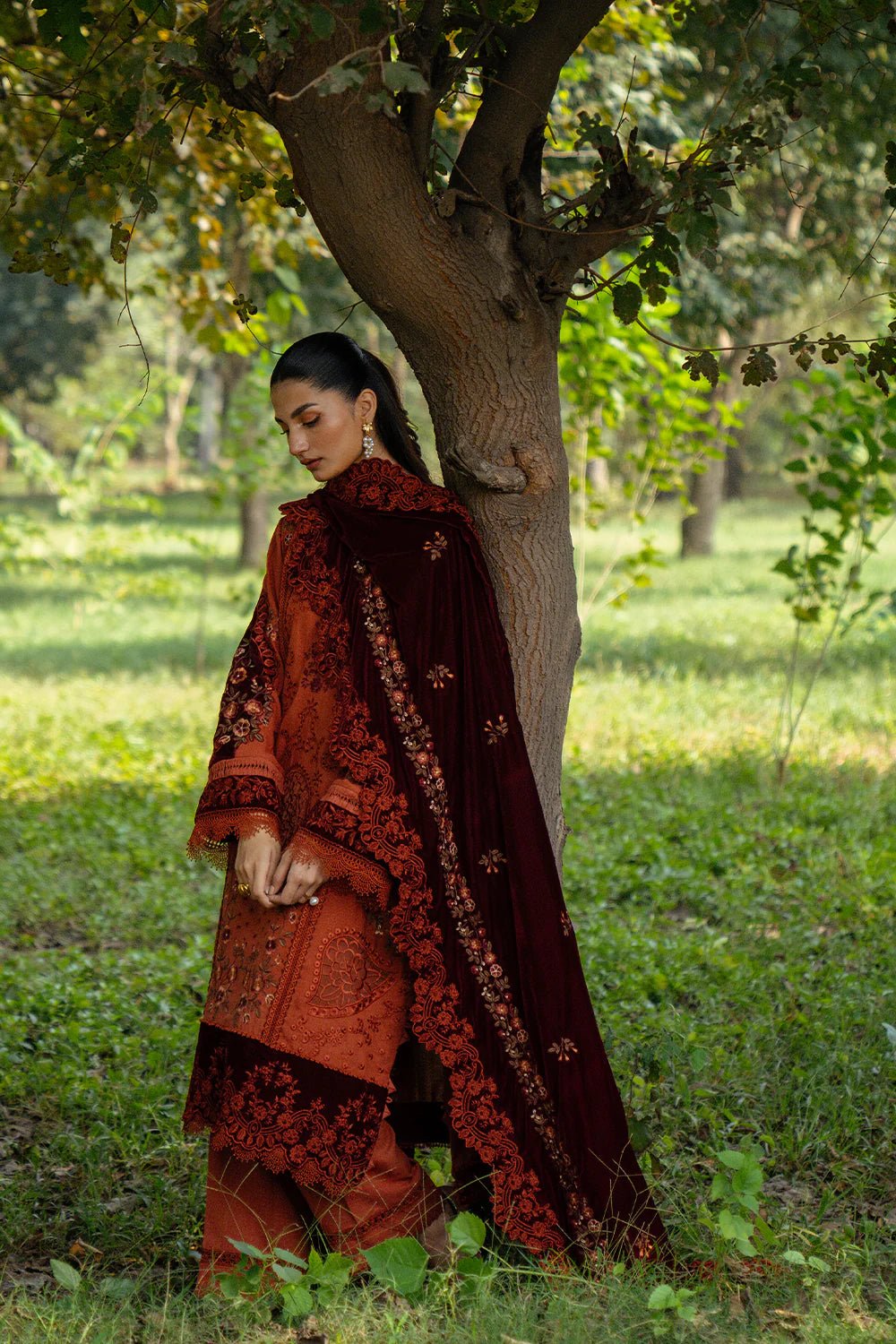 Model wearing CIRO - SRW24 - 10 from Saira Rizwan's Winter Unstitched '24 Collection, featuring intricate designs. Pakistani clothes online in UK.