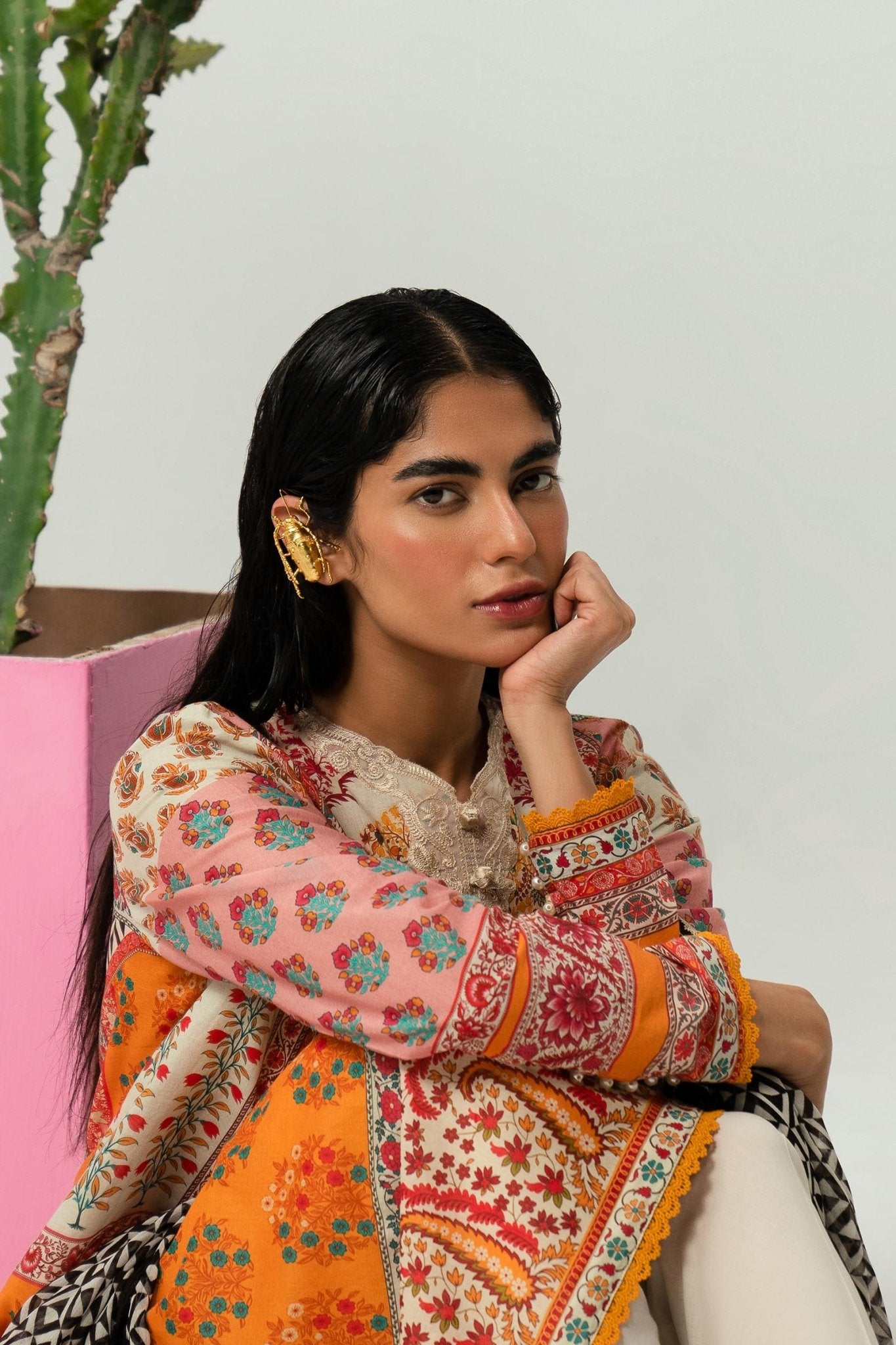 Model wearing stylish Sana Safinaz Mahay'24 Summer Vol - II H242 - 013B - 2I dress, a must - have for Pakistani clothes online in UK.