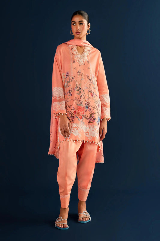 Model wearing Sana Safinaz H242 - 014A - 3CK peach embroidered Pakistani lawn suit.