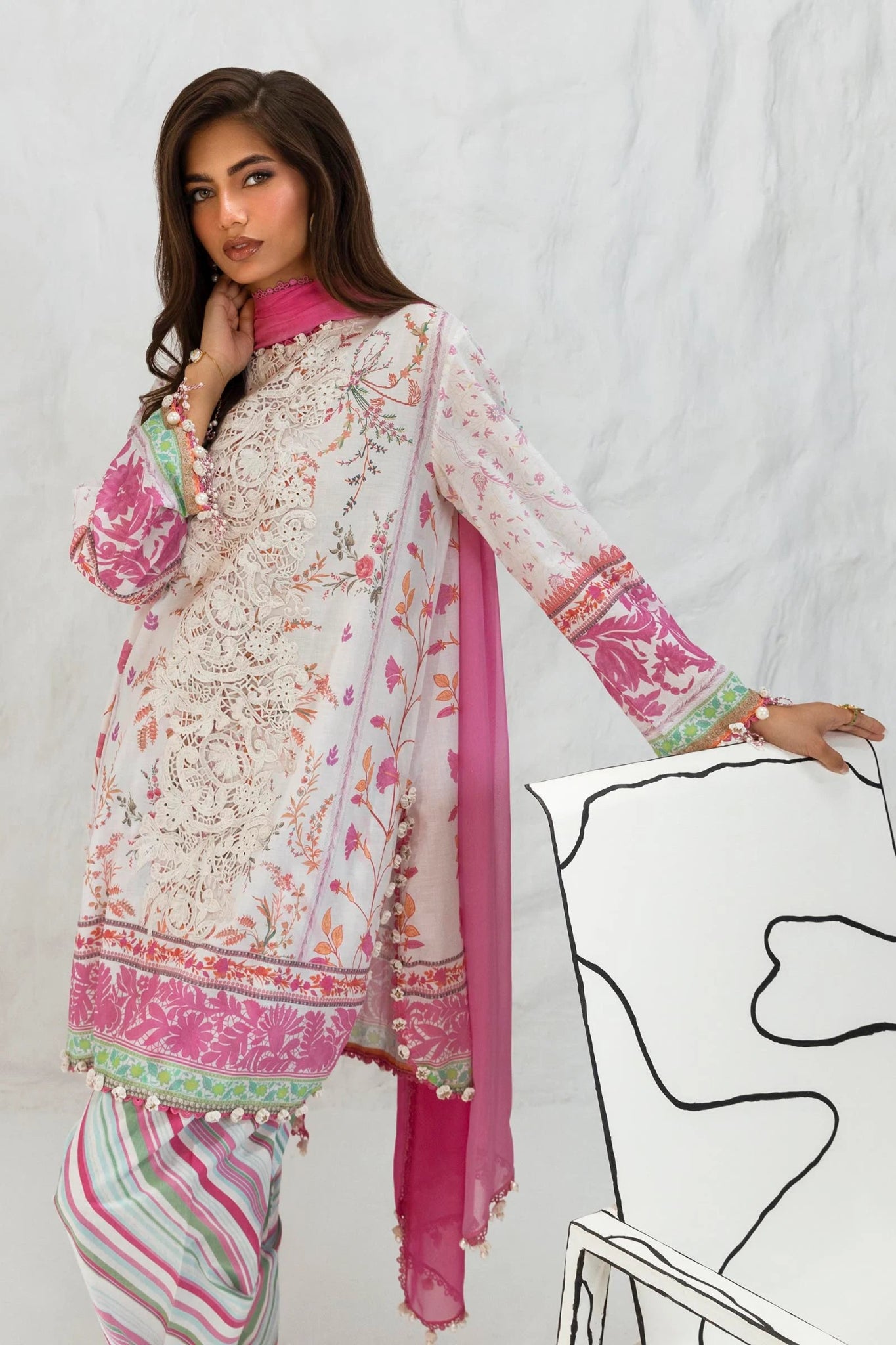 Model wearing Sana Safinaz Muzlin Summer '24, Design M242 - 005B - CI dress, perfect for Pakistani clothes online in the UK.