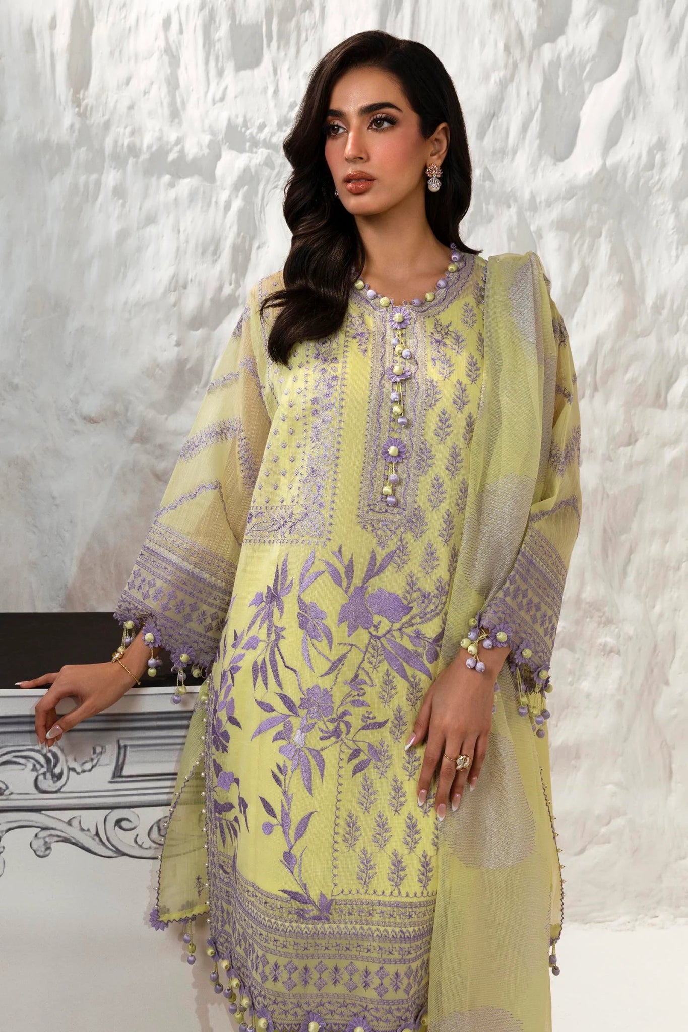 Model wearing Sana Safinaz Muzlin Summer '24, Design M242 - 010A - CT, perfect for Pakistani clothes online in the UK.