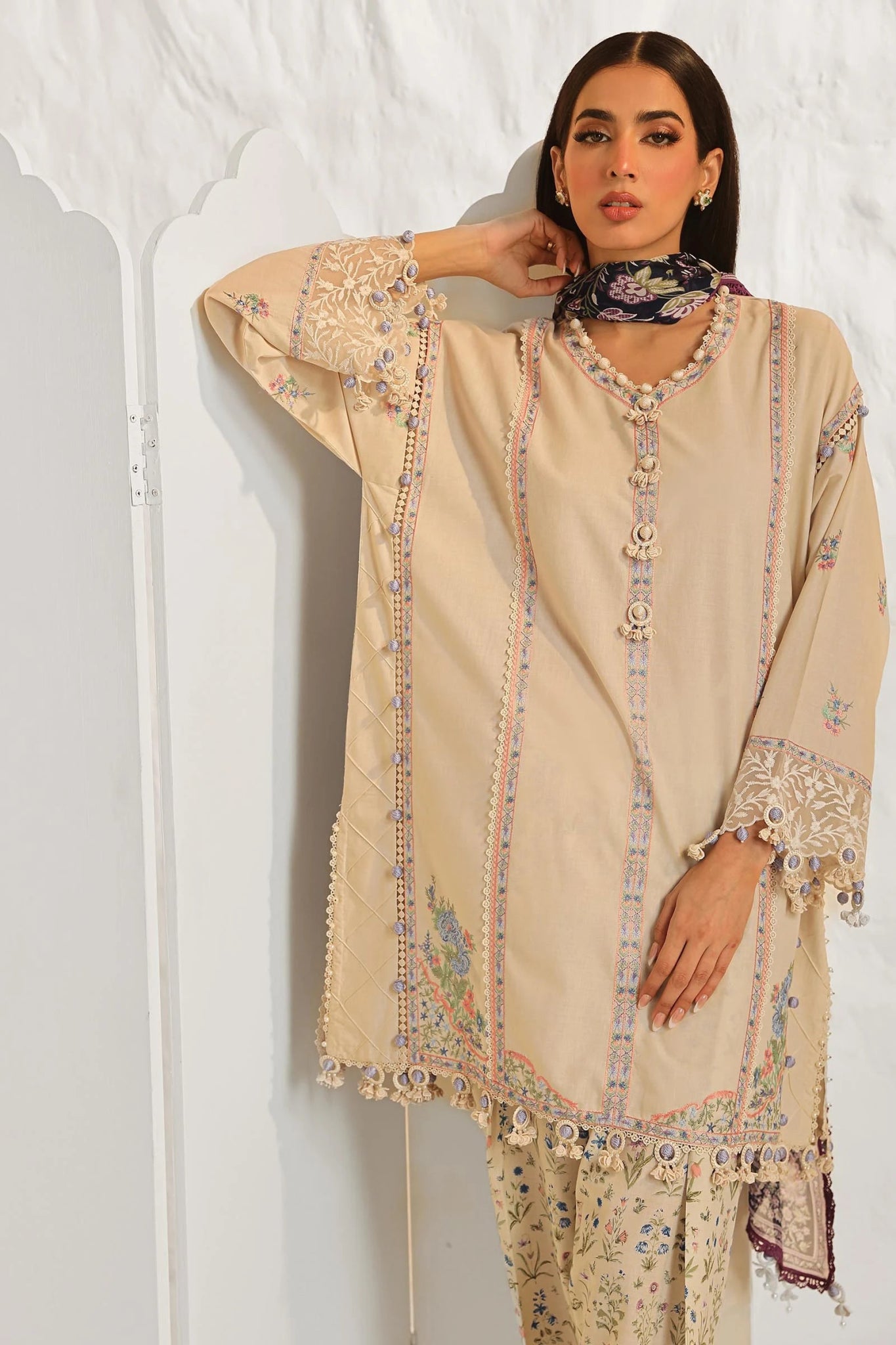 Model wearing Sana Safinaz Muzlin Summer '24, Design M242 - 014A - CJ, ideal for Pakistani fashion online in the UK.