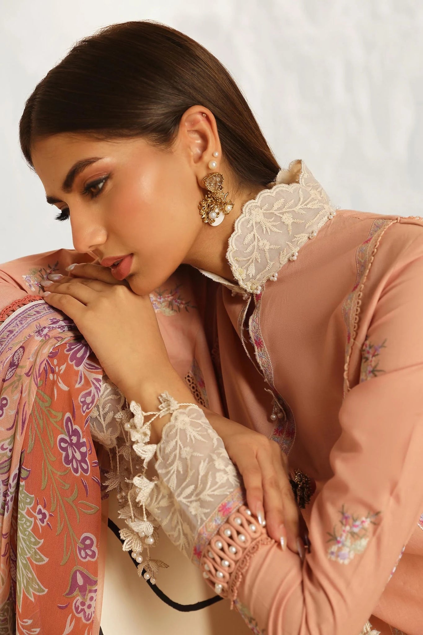 Model wearing Sana Safinaz Muzlin Summer '24, Design M242 - 014B - CJ, perfect for Pakistani fashion online in the UK.