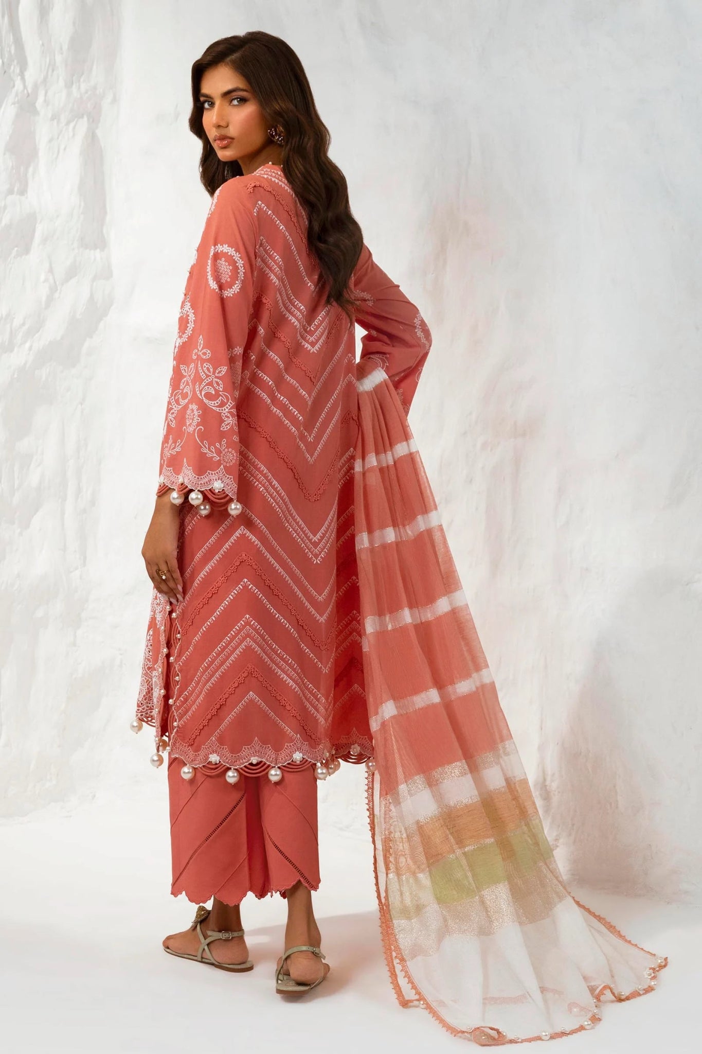 Model wearing Sana Safinaz Muzlin Summer '24, Design M242 - 015B - DF, perfect for Pakistani fashion online in the UK.