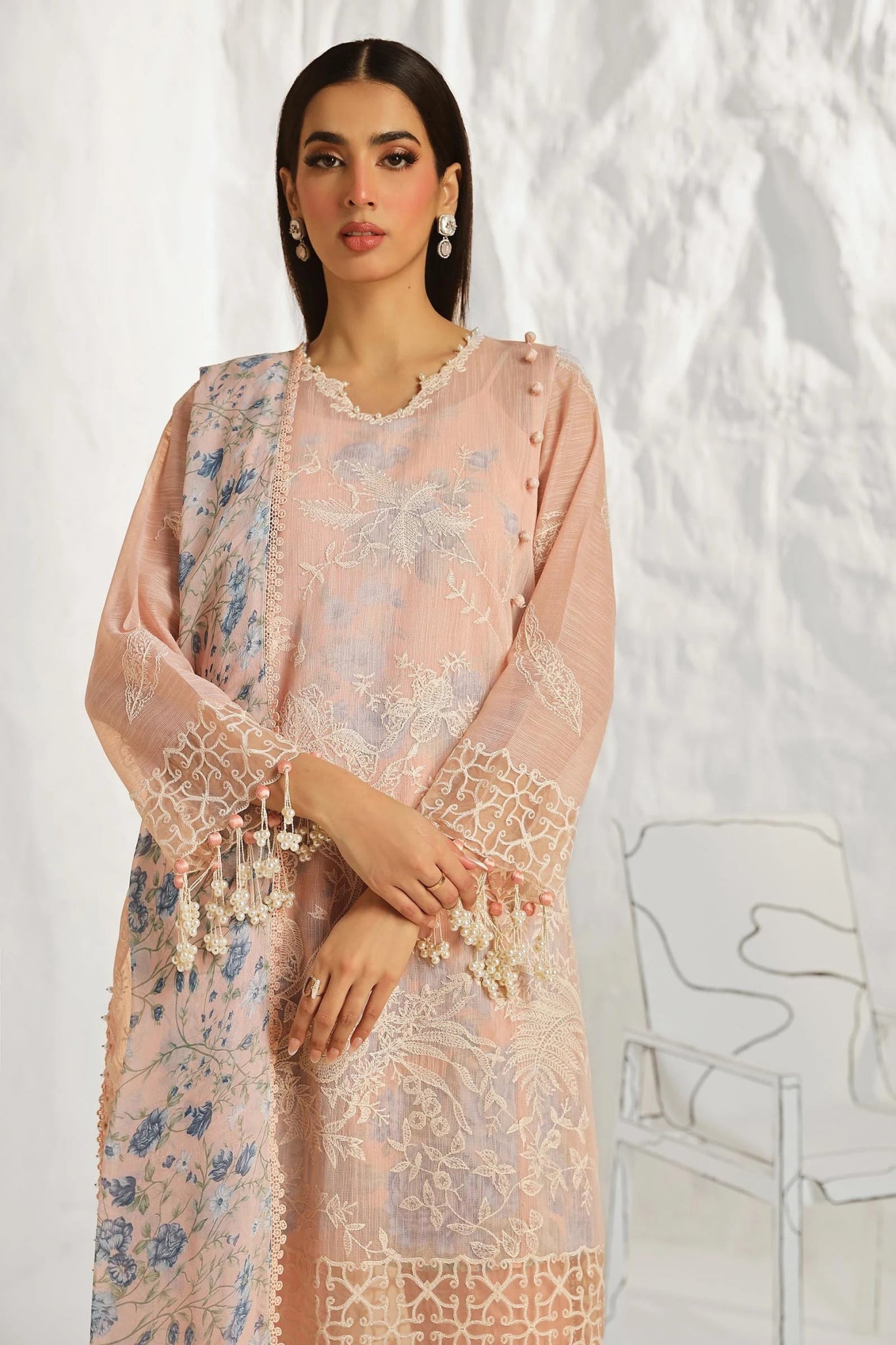 Model wearing Sana Safinaz Muzlin Summer '24, Design M242 - 016B - CJ, perfect for Pakistani fashion online in the UK.