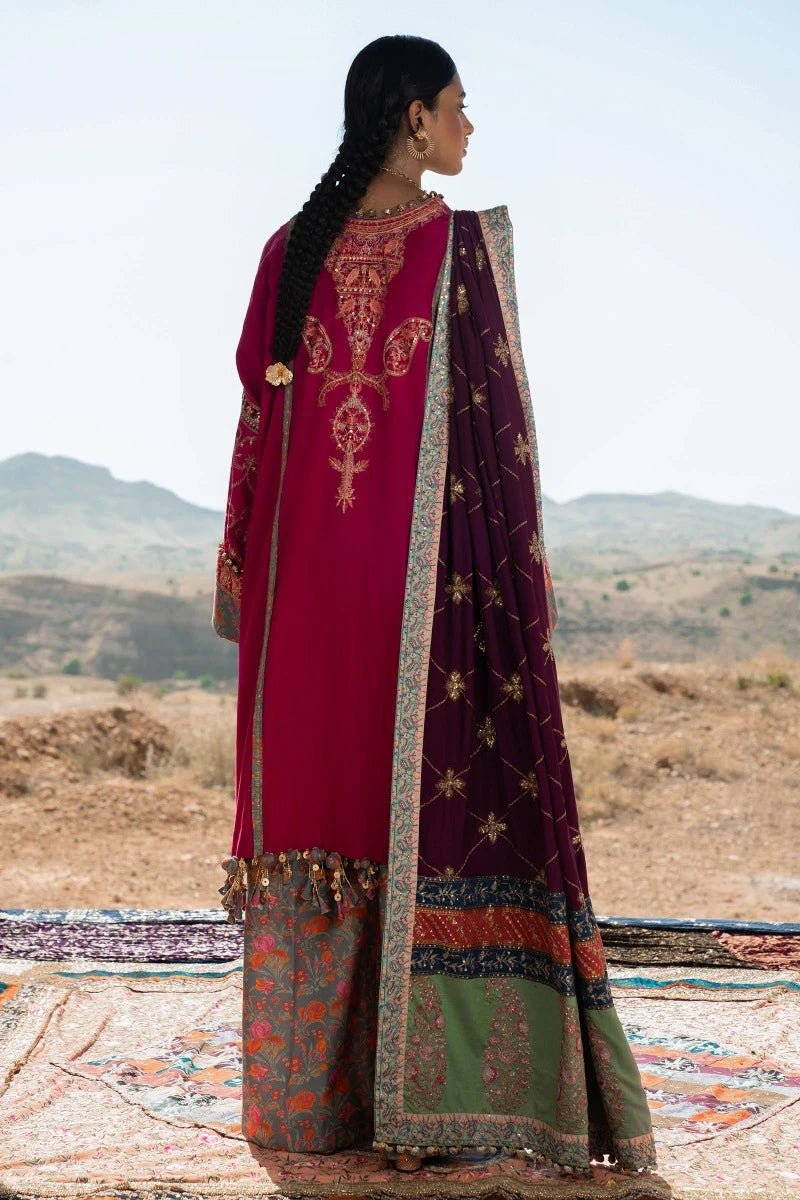 Model wearing Sana Safinaz Winter Luxury 23 S231 - 004B - CP clothes, showcasing Pakistani clothes online in UK.