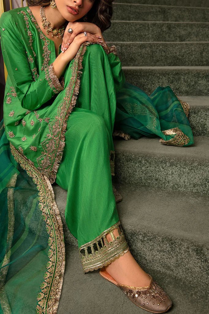 Model wearing Sobia Nazir's Design 08 from Luxury Pret '24, showcasing Pakistani fashion online in the UK.